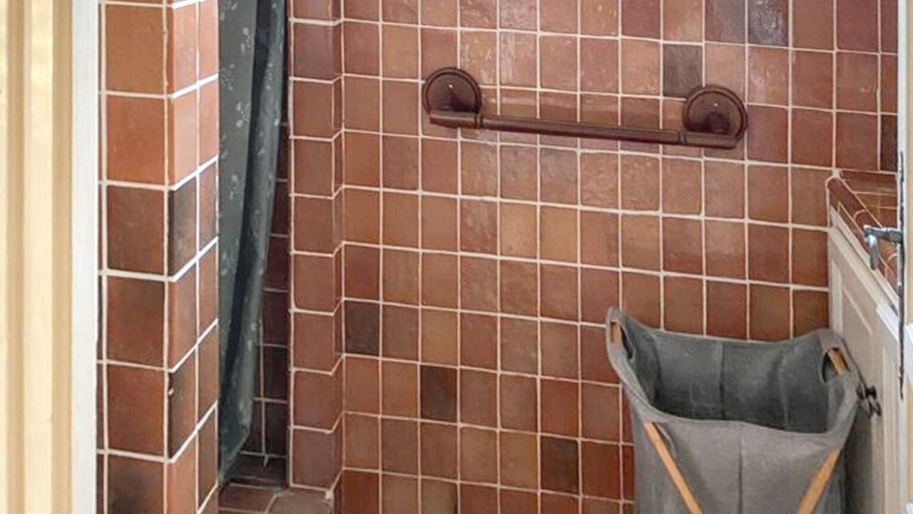 Photo of Bathroom in Entrecasteaux