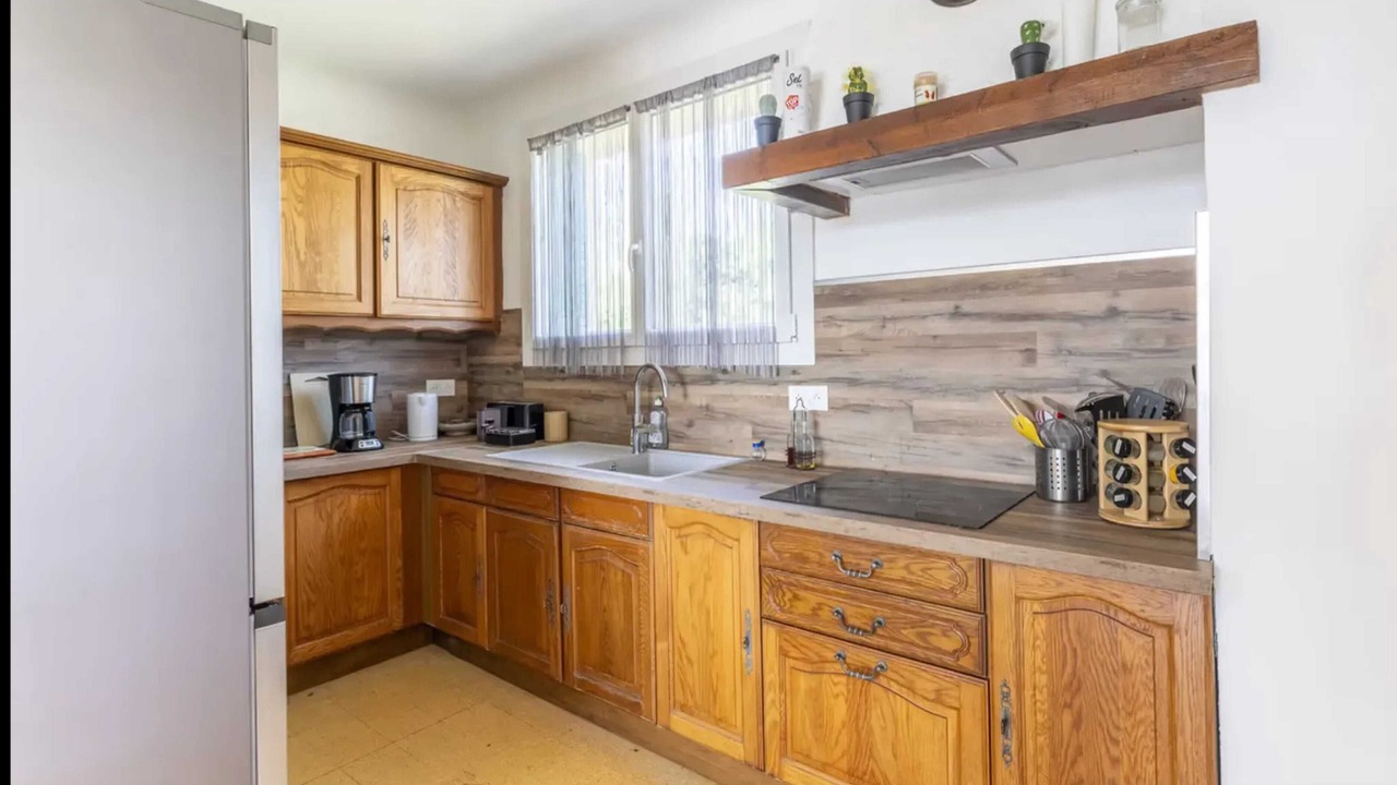 Photo of Kitchen in Saint-Laurent-La-Vernede