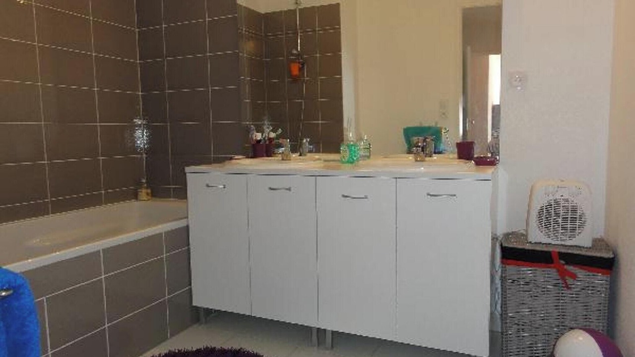 Photo of Bathroom in Saint-Assiscle