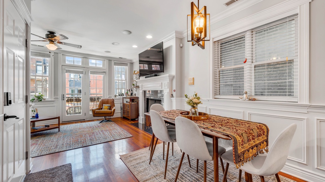 Photo of Kitchen in Lake View East