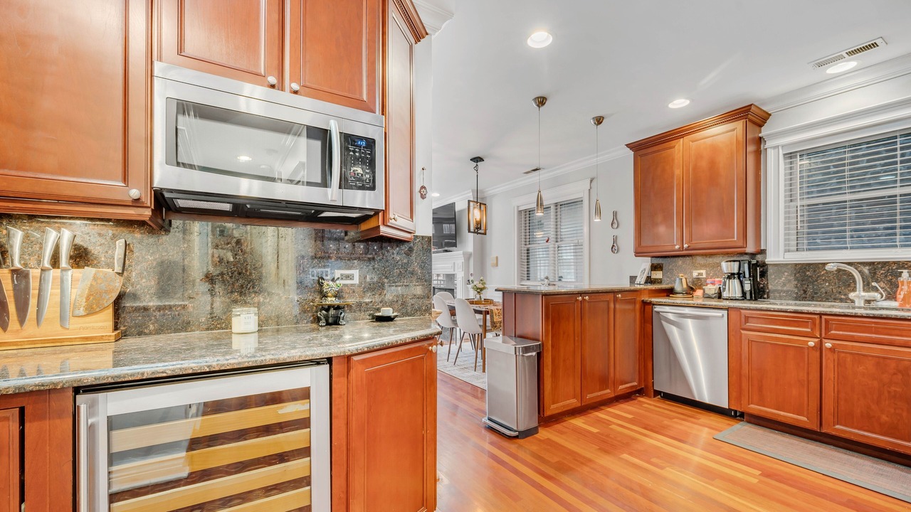 Photo of Kitchen in Lake View East