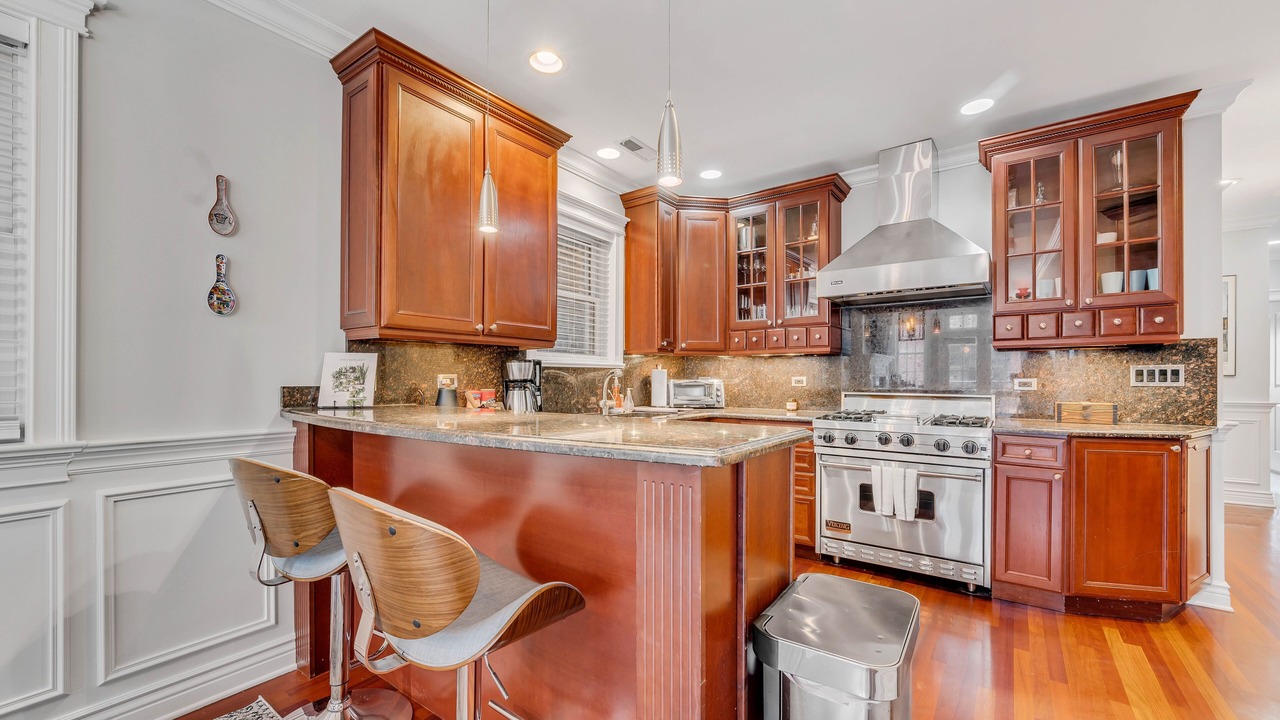 Photo of Kitchen in Lake View East