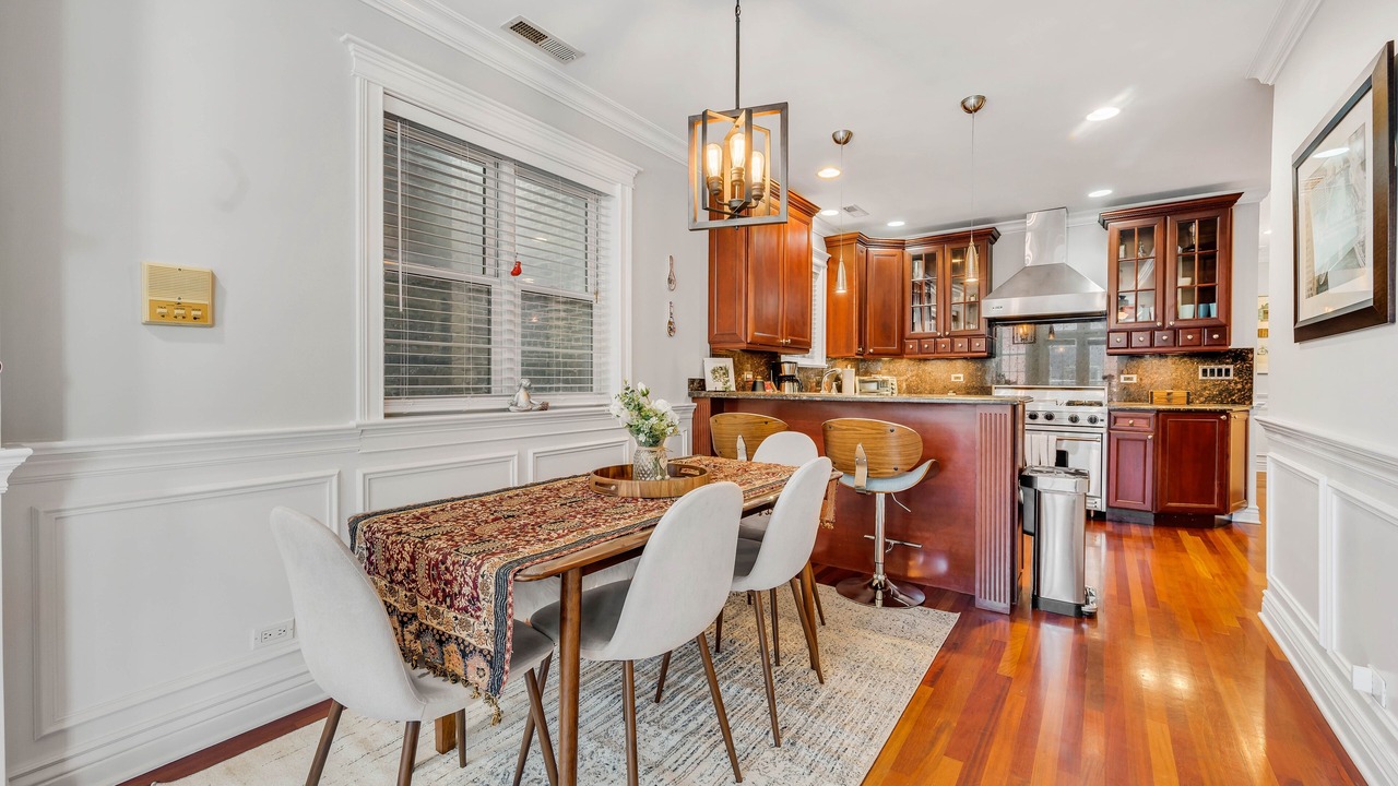 Photo of Kitchen in Lake View East