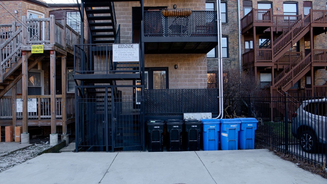 Photo of Outdoor in Lake View East