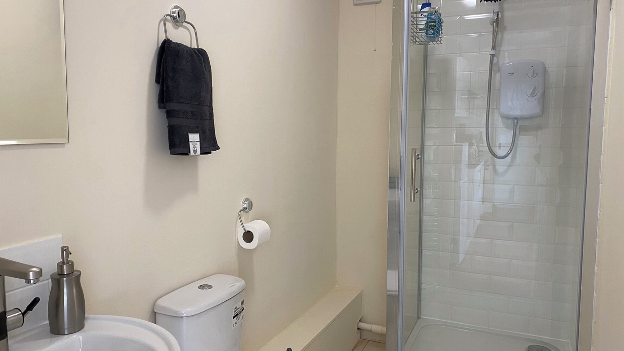 Photo of Bathroom in Luton