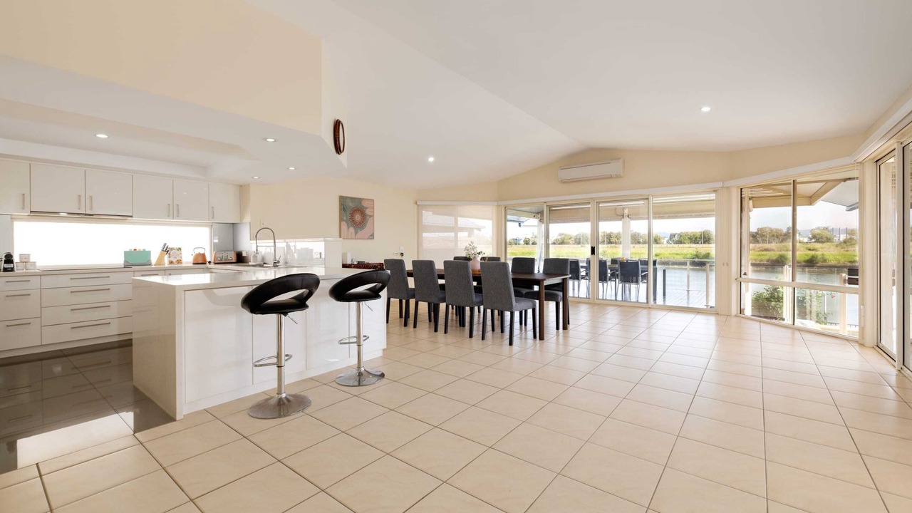 Photo of Others in Biggera Waters