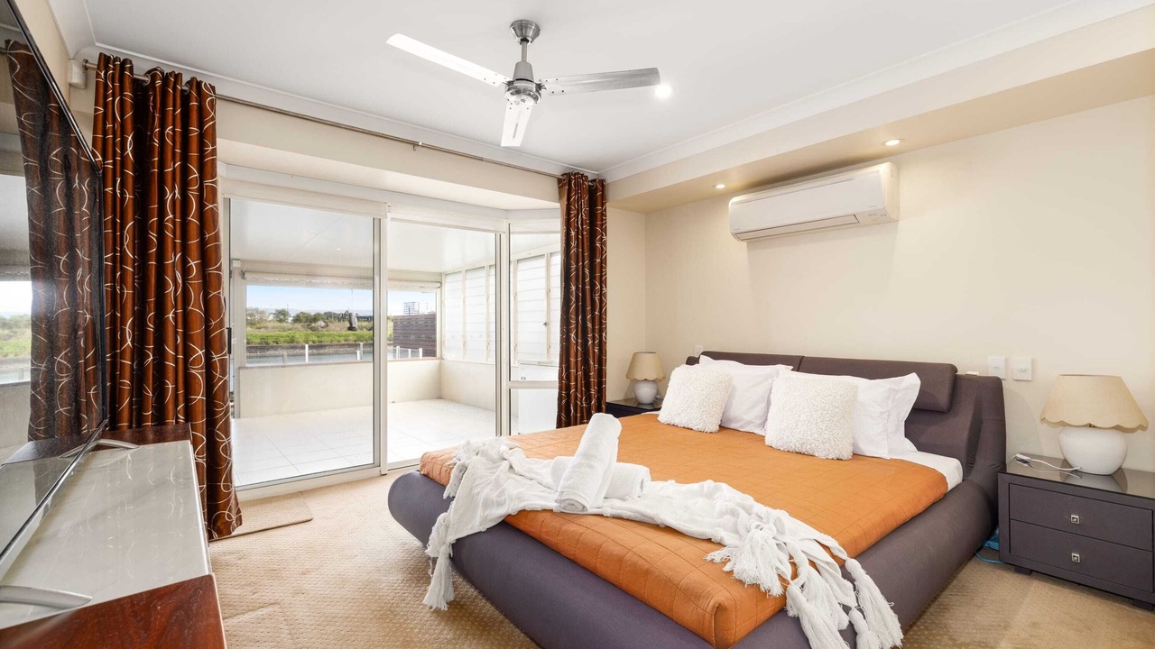 Photo of Others in Biggera Waters