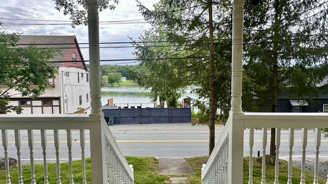 Photo of Others in Lake Huntington