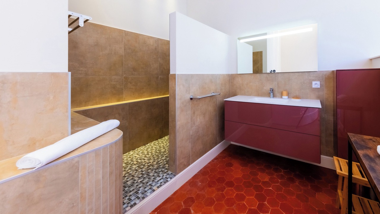 Photo of Others in Montfavet