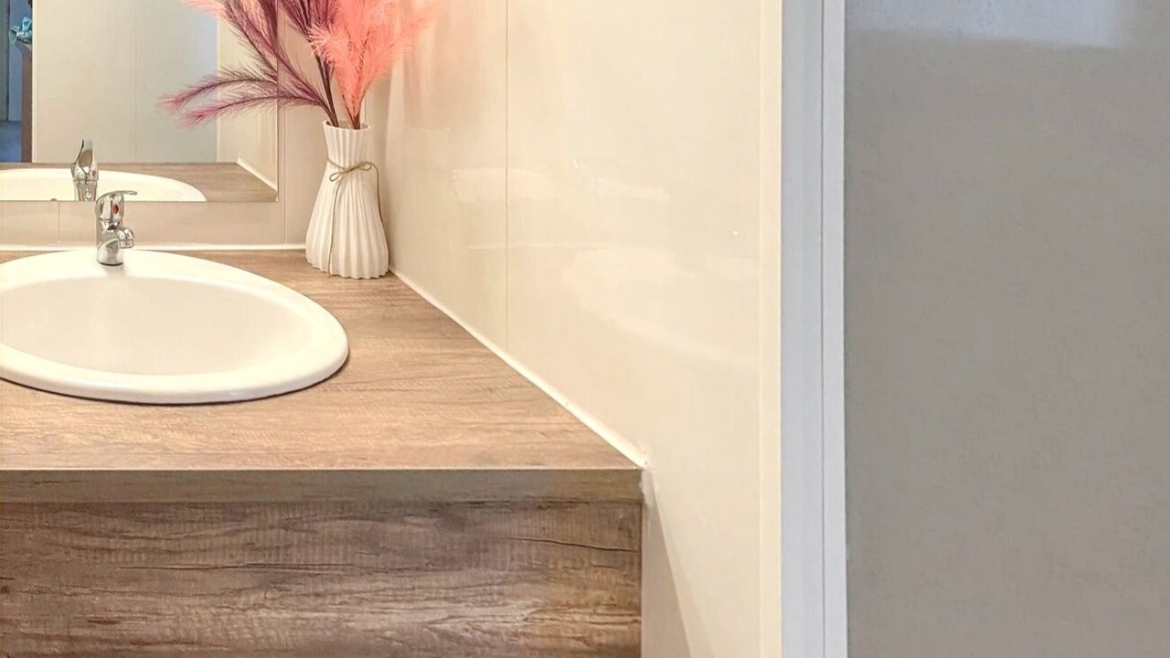 Photo of Bathroom in Saint-Jean-de-Valeriscle