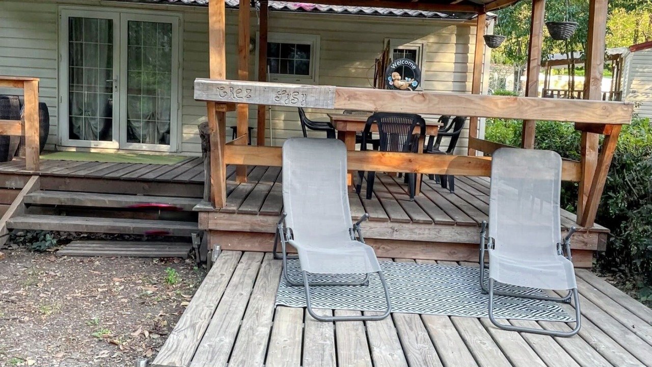 Photo of Outdoor in Saint-Jean-de-Valeriscle