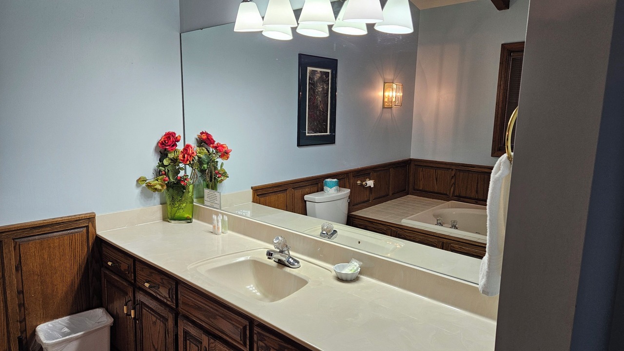 Photo of Bathroom in Hiawassee