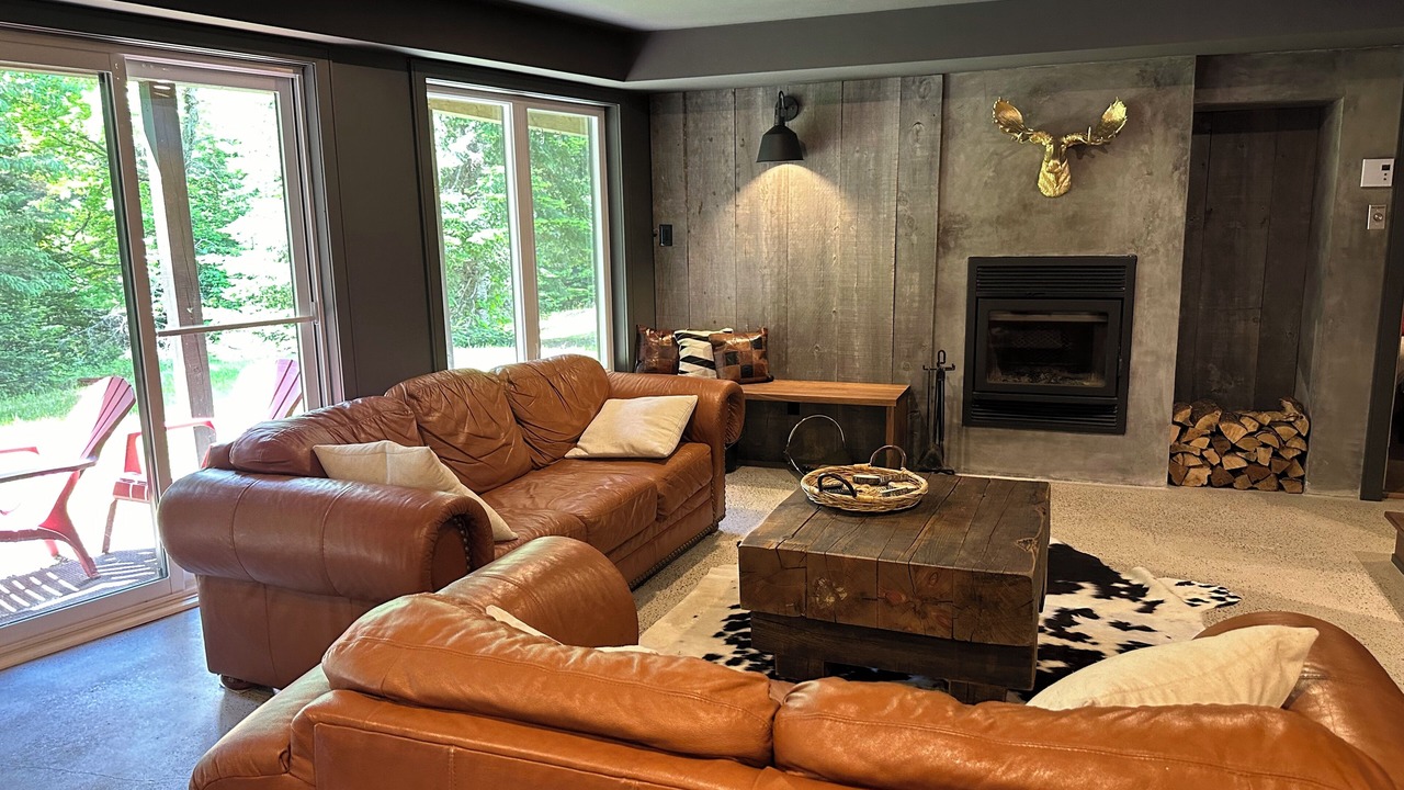 Photo of Livingroom in Sainte-Ann-des-Lacs