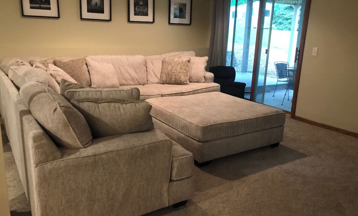 Photo of Livingroom in Lakeville