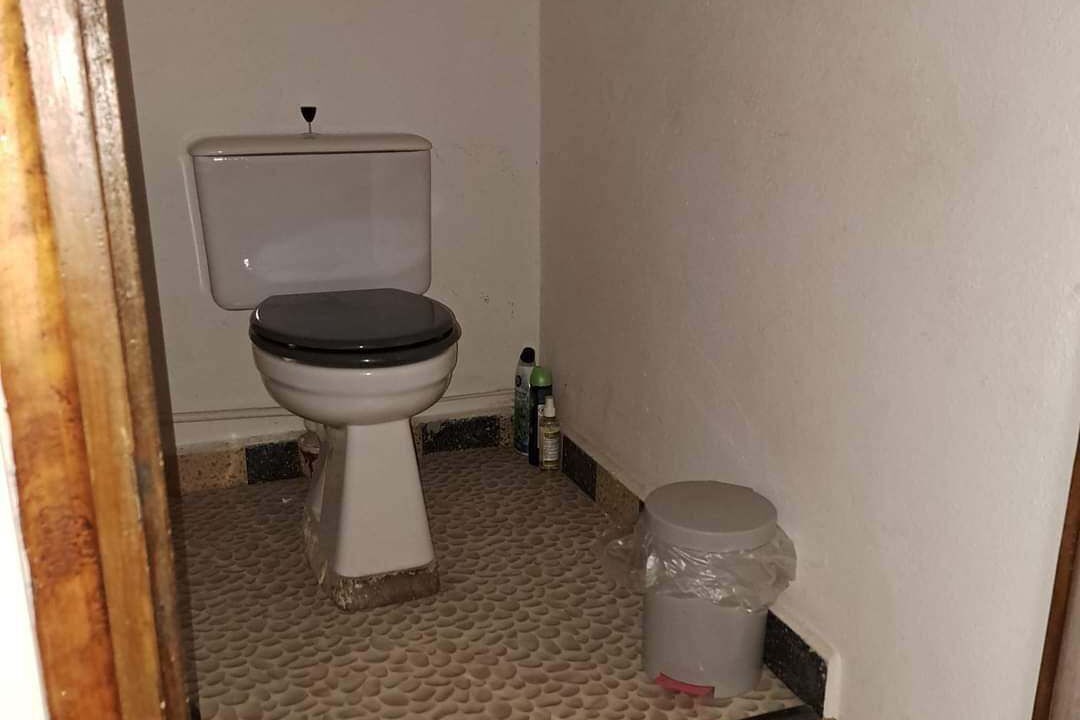 Photo of Others in Barnas