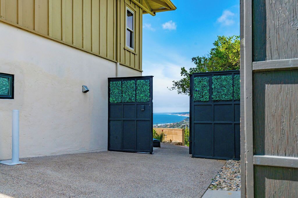 Photo of Outdoor in Hidden Valley