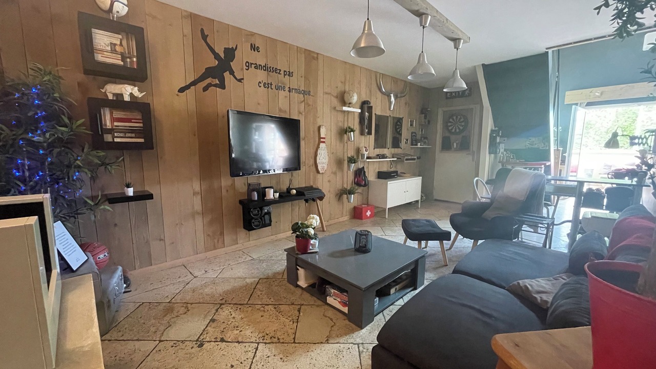 Photo of Others in Orgon