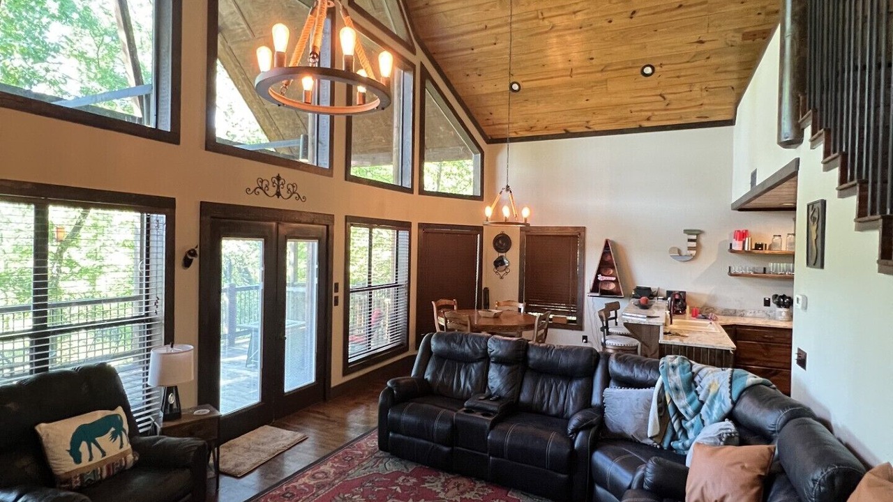 Photo of Livingroom in Nashoba