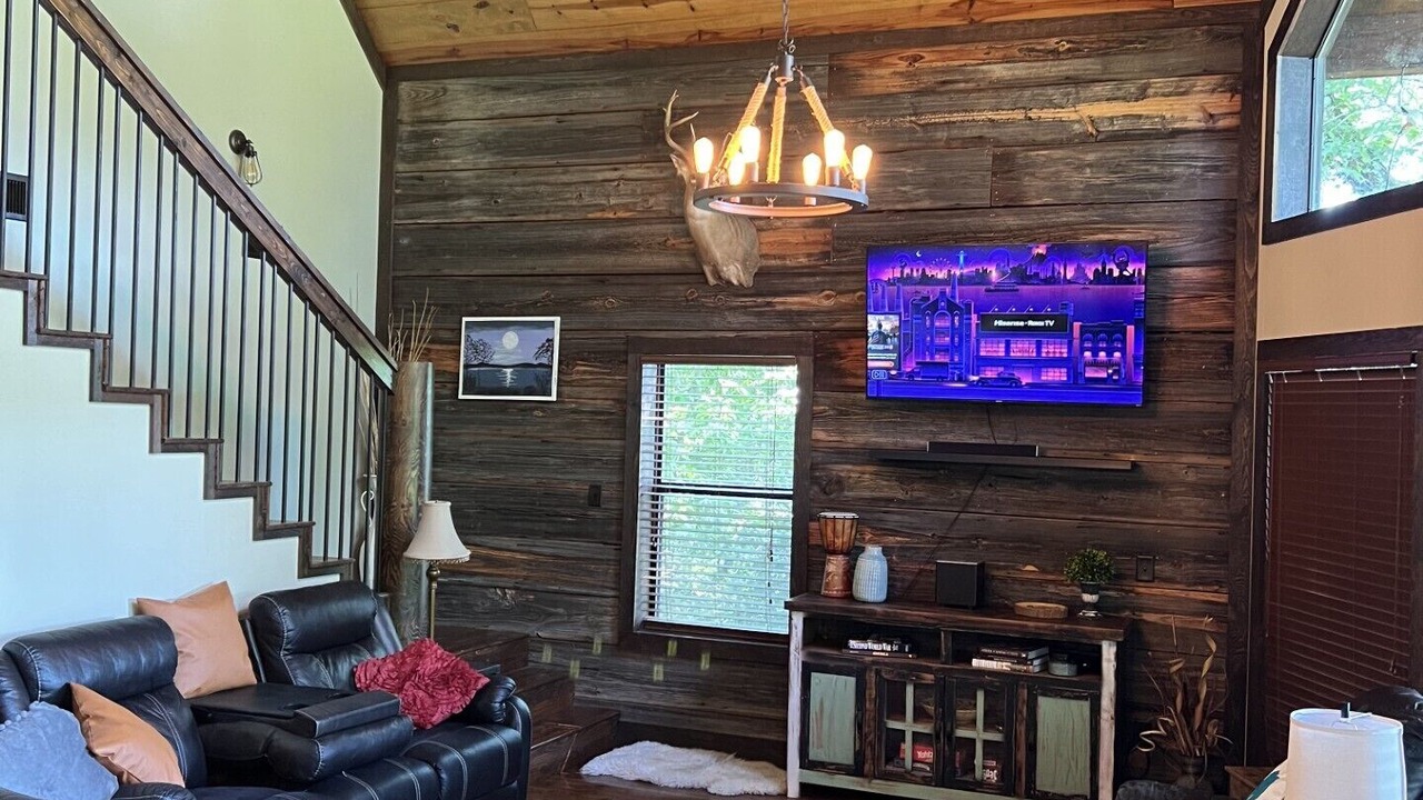 Photo of Livingroom in Nashoba
