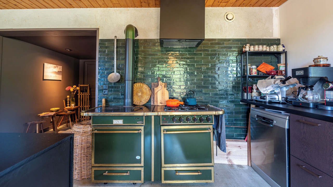 Photo of Kitchen in Les Deserts