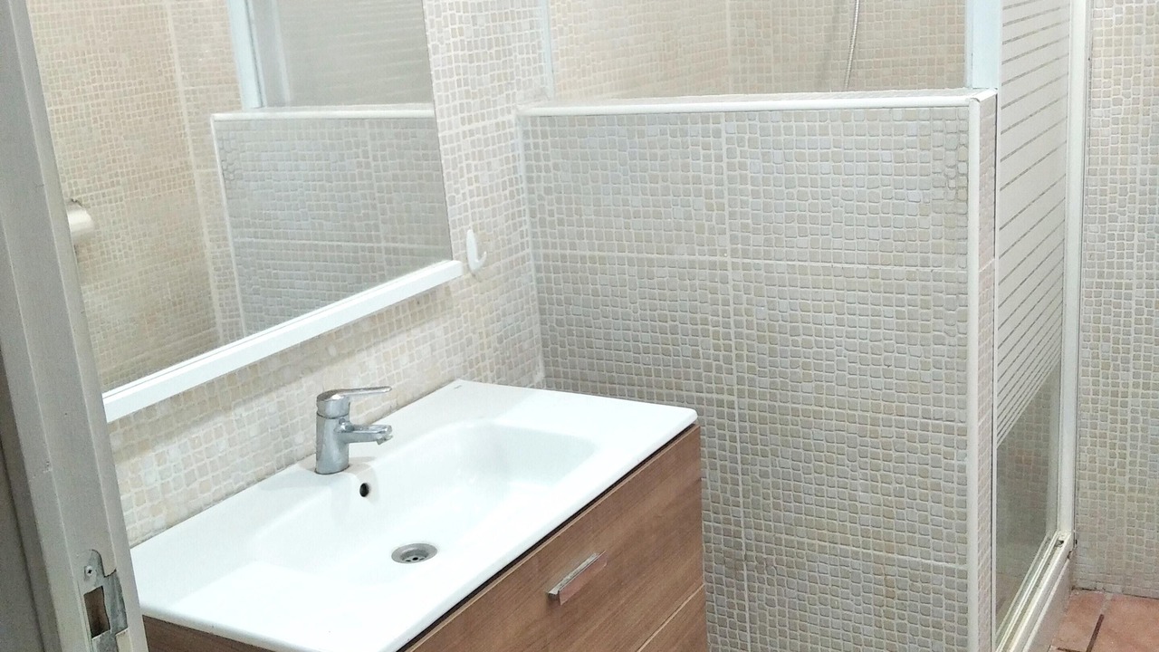 Photo of Bathroom in Bellvey