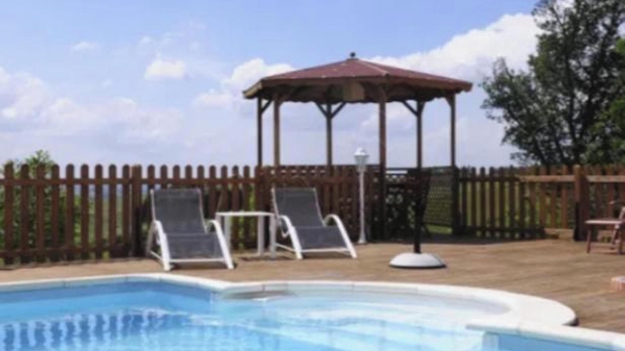 Photo of Outdoor in Latrape