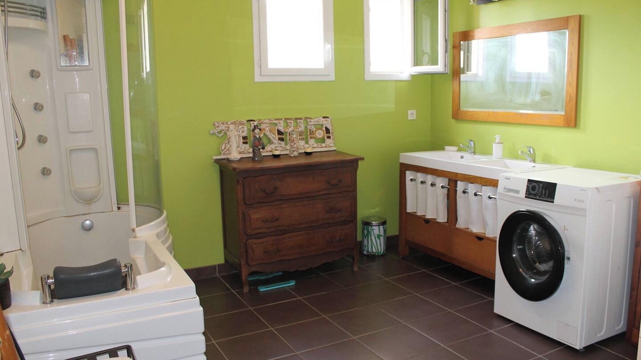 Photo of Others in Latrape