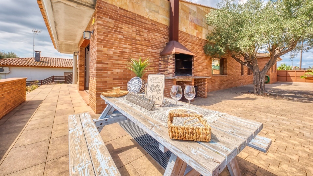 Photo of Patio Balcony in El Mas Mora