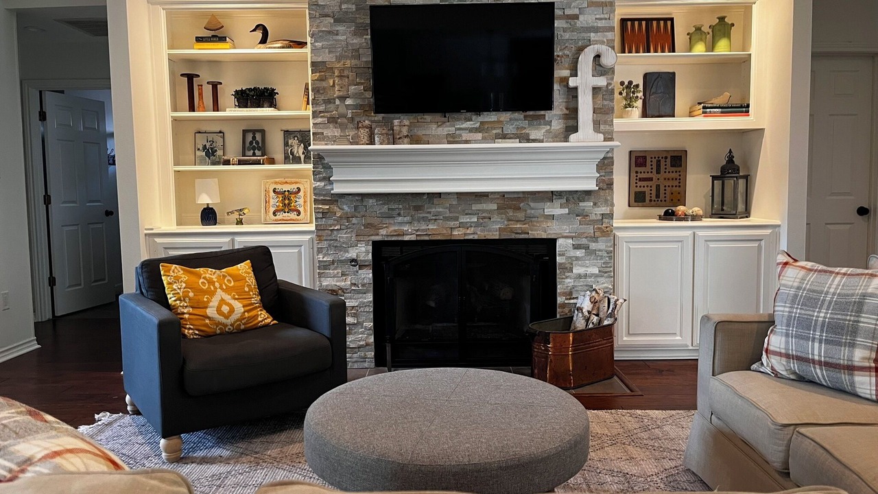 Photo of Livingroom in College Station