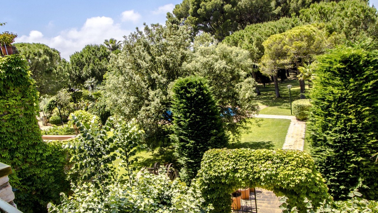 Photo of Outdoor in Santa Oliva