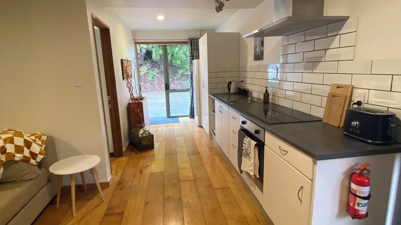 Photo of Kitchen in Whangaripo