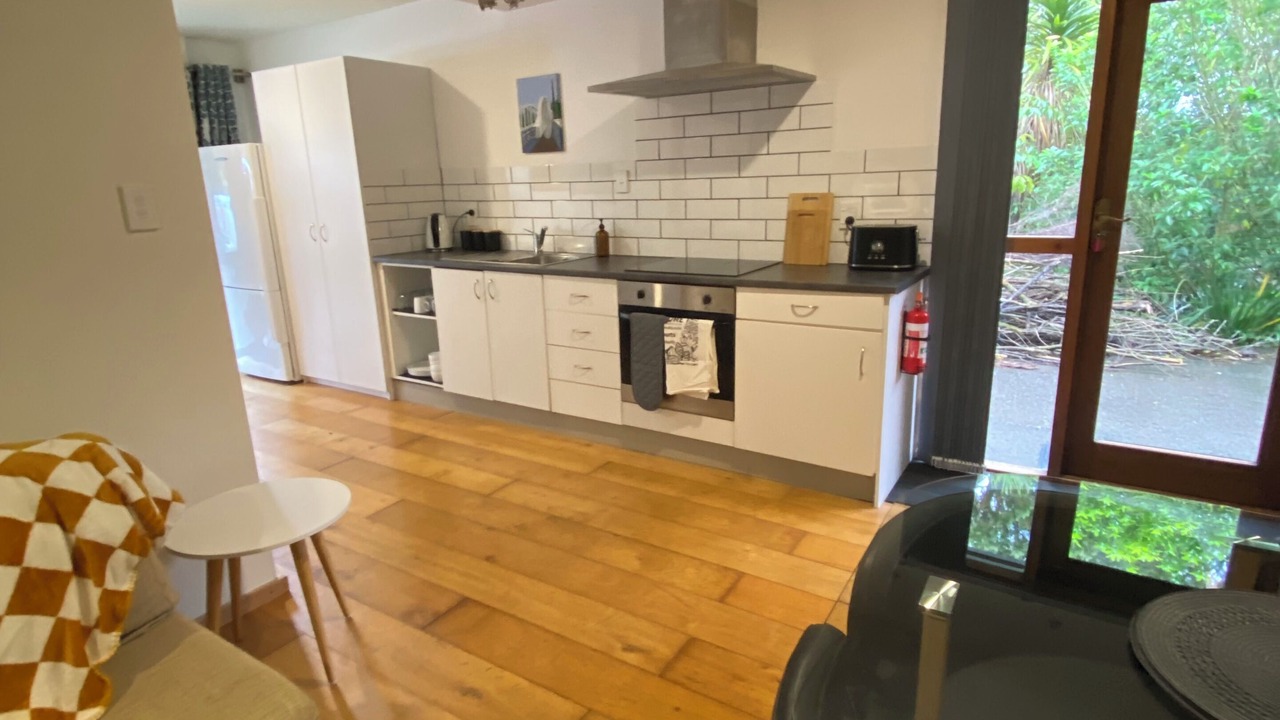 Photo of Kitchen in Whangaripo