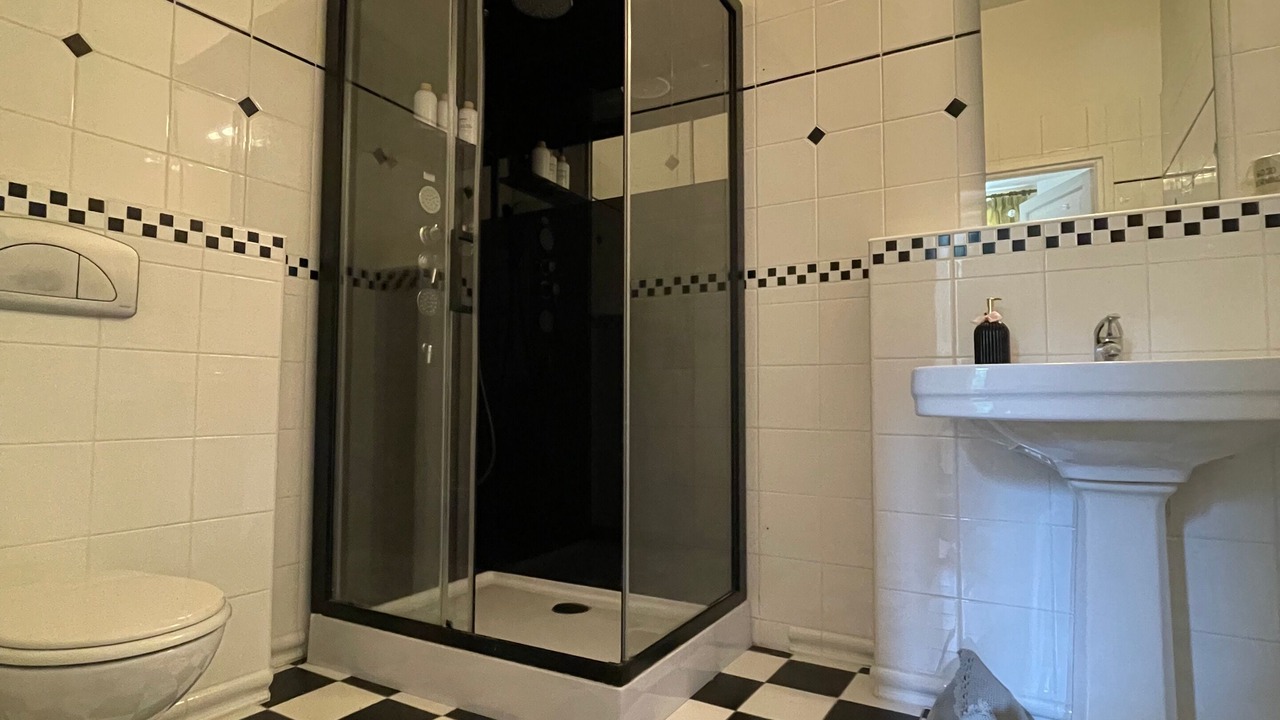 Photo of Bathroom in Le Temple-sur-Lot