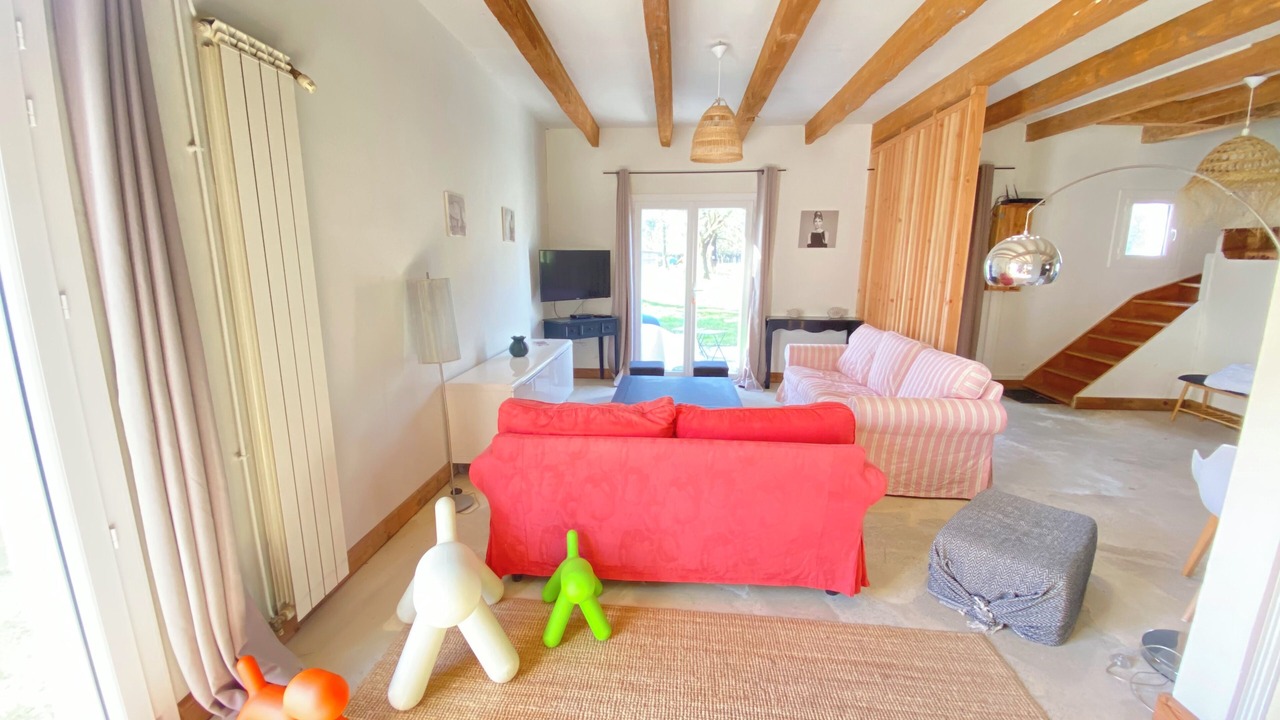 Photo of Others in Lesperon