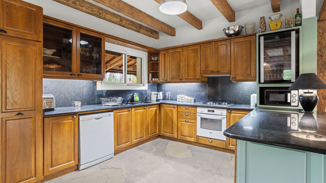 Photo of Kitchen in Lesperon