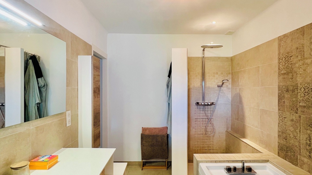 Photo of Others in Castries