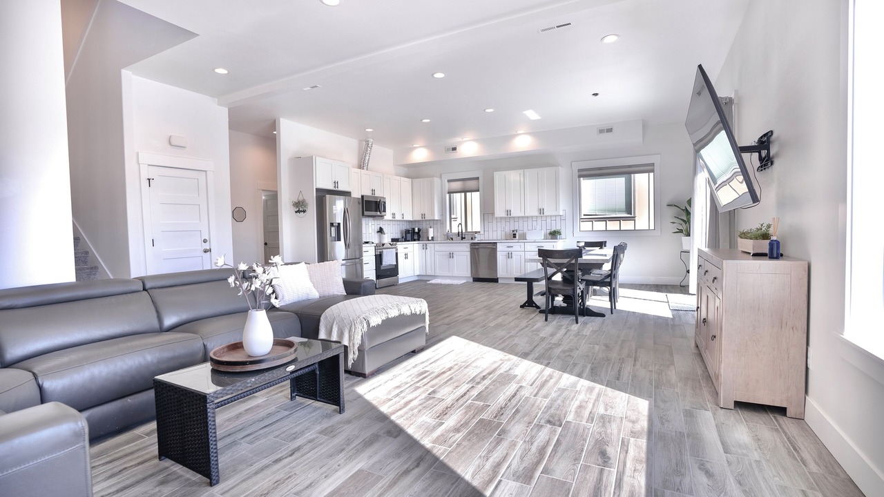 Photo of Others in Quincy