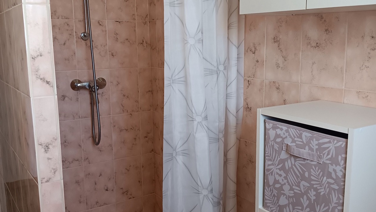 Photo of Bathroom in Grues