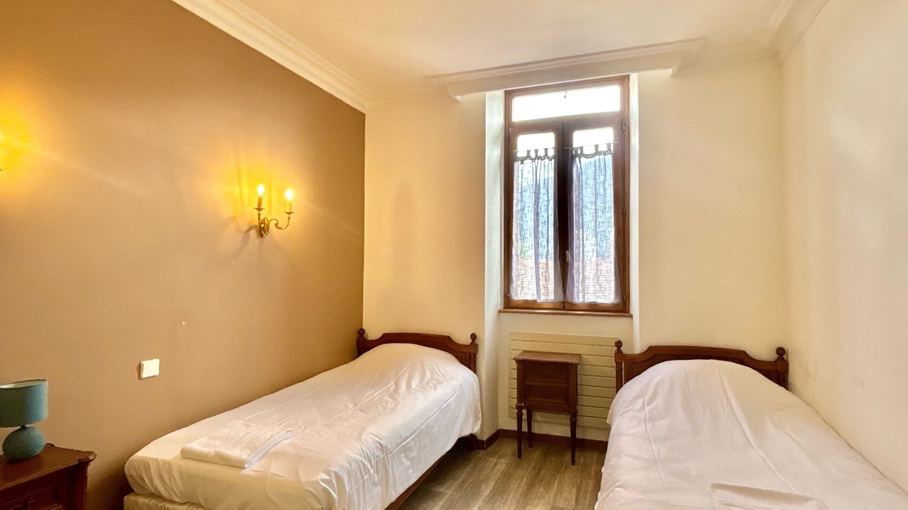 Photo of Bedroom in Albertville