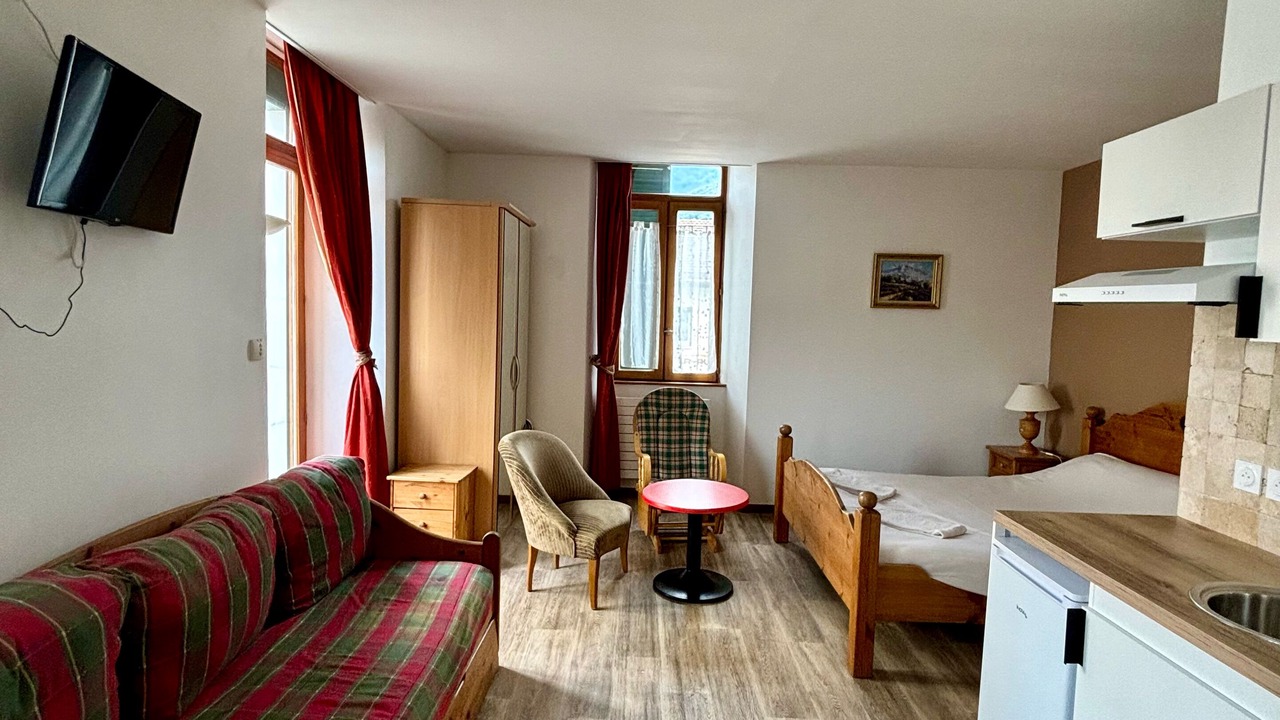 Photo of Bedroom in Albertville