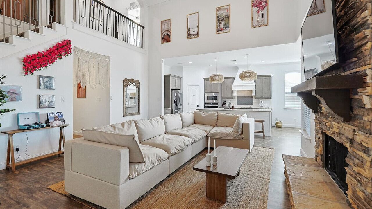 Photo of Livingroom in Waxahachie