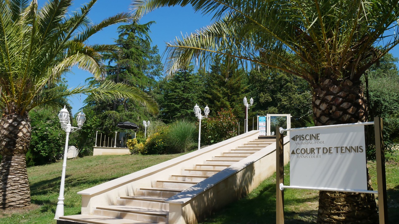 Photo of Outdoor in Camiac-et-Saint-Denis