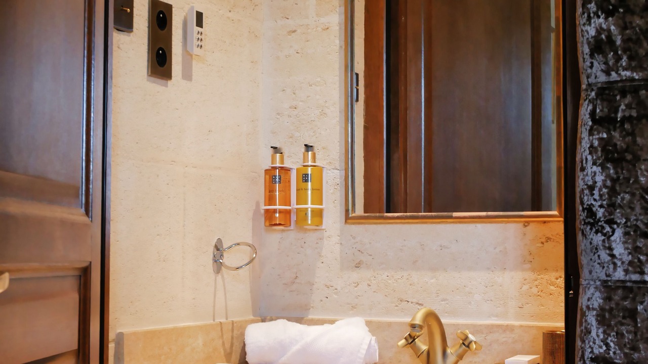 Photo of Bathroom in Camiac-et-Saint-Denis