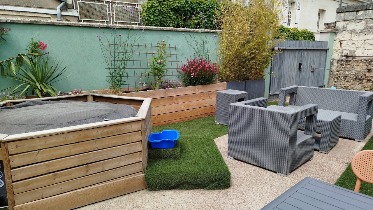 Photo of Outdoor in Longue-Jumelles