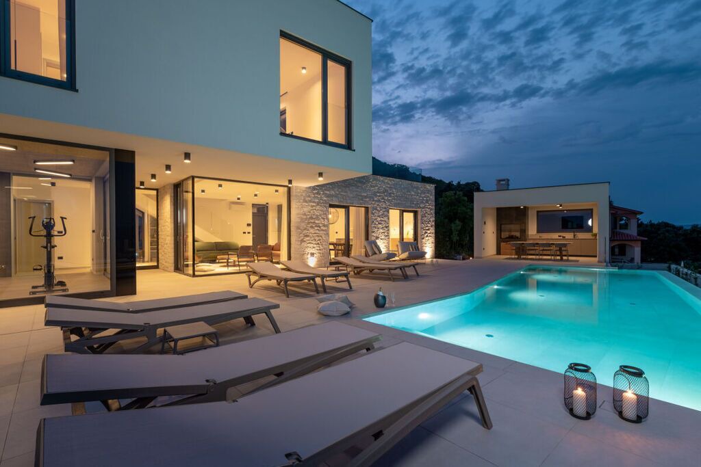 Photo of Outdoor in Ravni