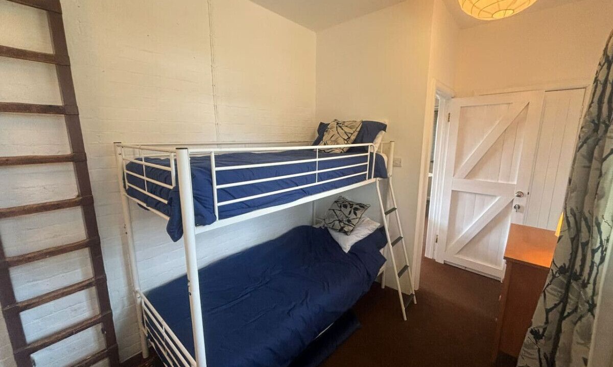 Photo of Others in Freefolk