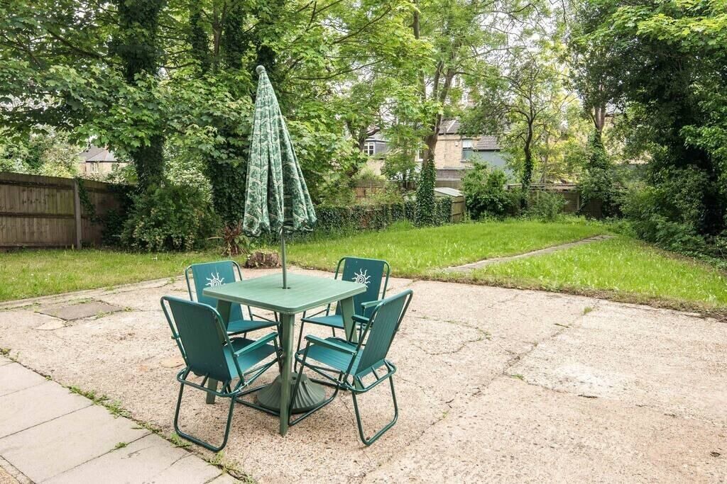 Photo of Outdoor in Streatham Hill