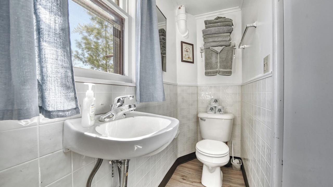 Photo of Bathroom in Loretto