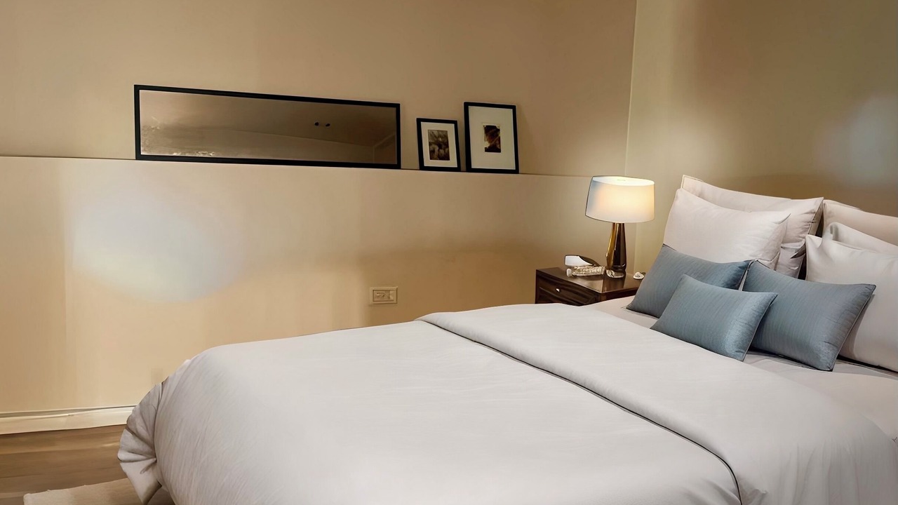 Photo of Others in Woodside