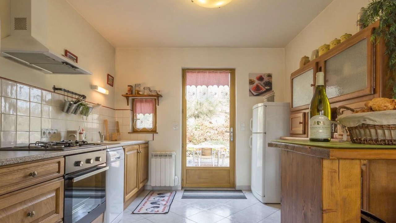 Photo of Kitchen in Saint-Martin-de-la-Mer